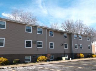 273 Maplewood Dr APT 201-273-20, Cortland, OH