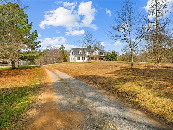 5th image of 923 County Line Rd