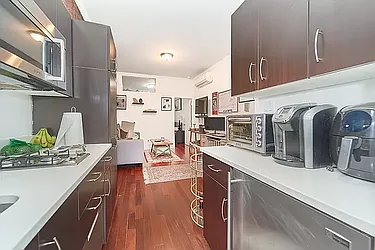 Rented by Living New York