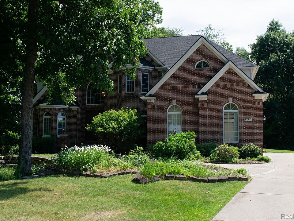 1st image of 1715 Hamilton Dr