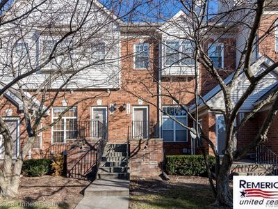 1762 Campau Farms Cir, Detroit, MI, 48207