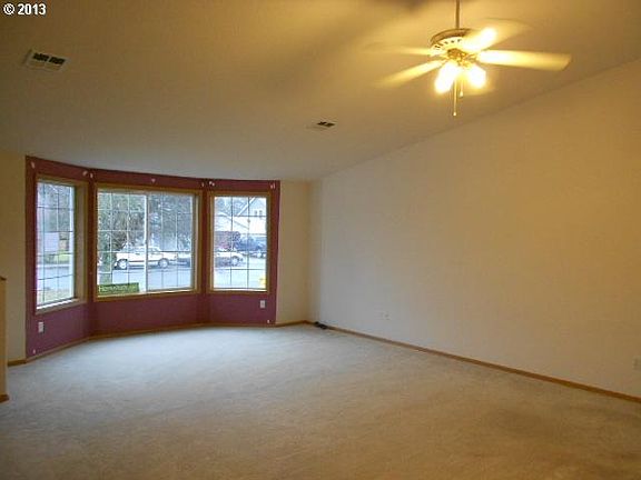2nd image of 7402 NE 156th Ave