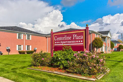 Centerline Plaza Photo 1