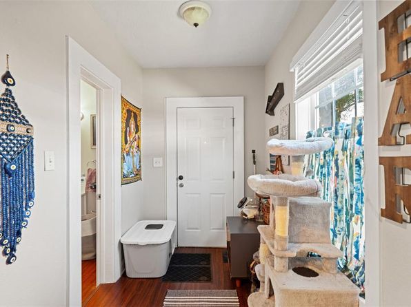 tampa-florida-2074605676 picture