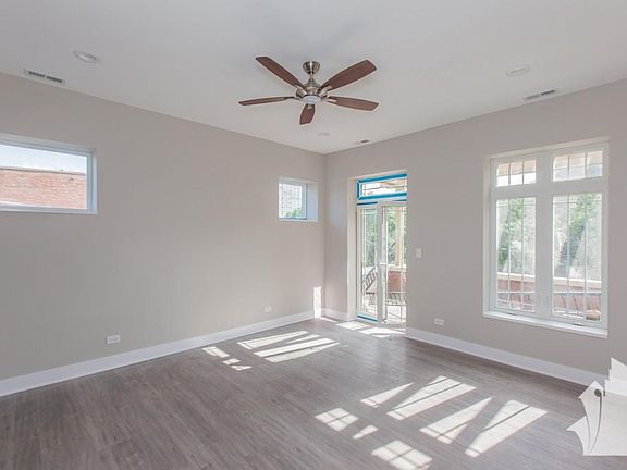 5th image of 4834 S King Dr APT 101