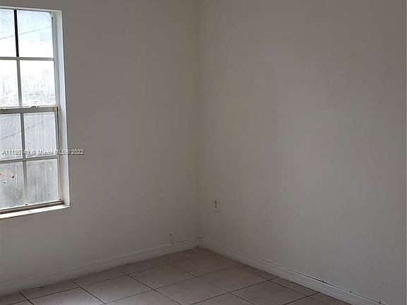 4th image of 161 NW 59th St #163