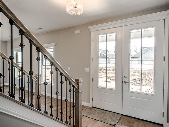 2nd image of 4402 Admirals Cove Dr