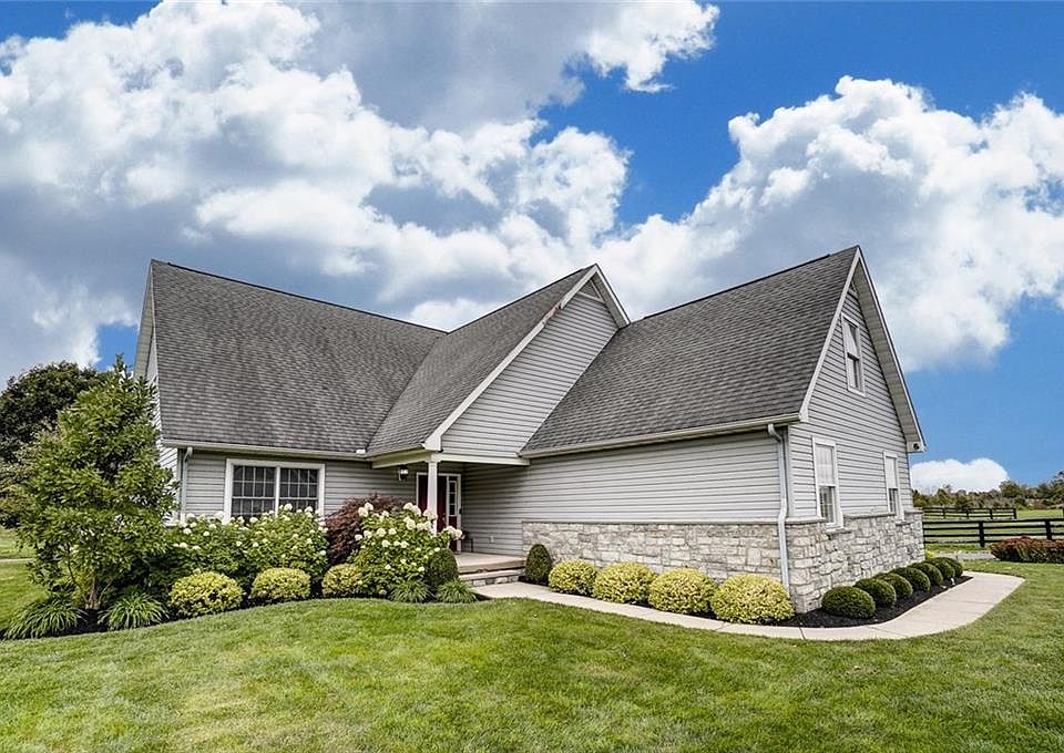 1st image of 735 Edenwood Dr #19
