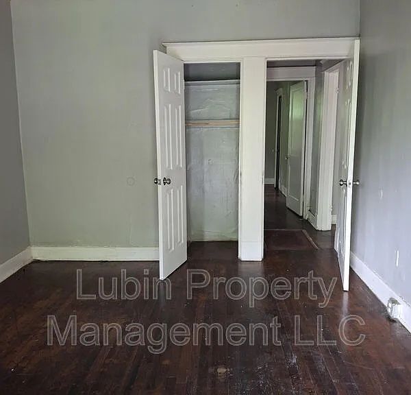 831 Kerr Ave — Photo 3