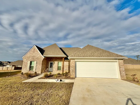 604 Beechwood Ct, Canton, MS 39046