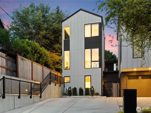 4218 Latona Avenue NE #2, Seattle, WA 98105