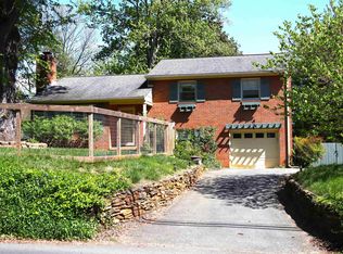 1002 Park St, Charlottesville, VA 22901