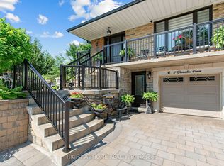 2 Grenadine Ct, Toronto, ON M9L 2H6