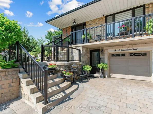 2 Grenadine Ct, Toronto, ON M9L 2H6