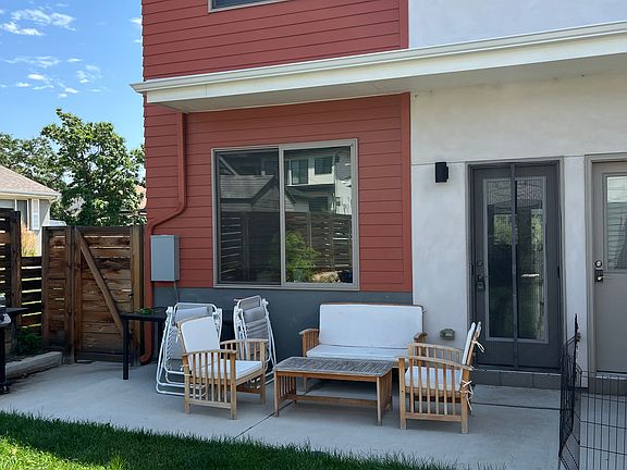 3rd image of 3623 Lipan St