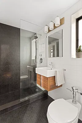 Rented by Compass | media 9