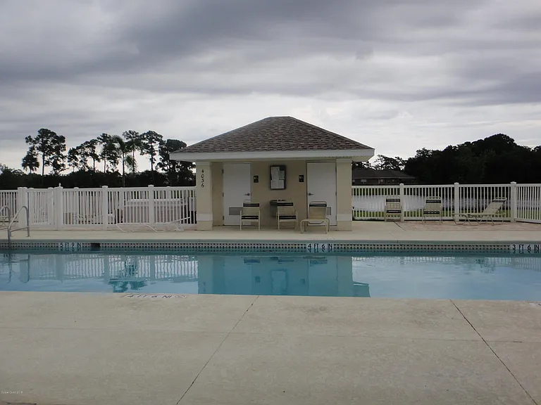 4063 Palladian Way — Photo 37