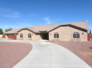 19624 Symeron Rd, Apple Valley, CA 92307