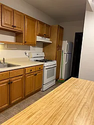 Rented by Batra Group Inc