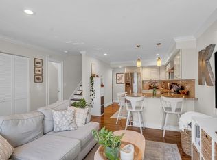 336 Adams St APT 9, Dorchester, MA 02122