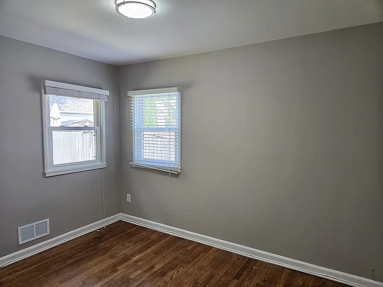11105 Stillwater Ave — Photo 8