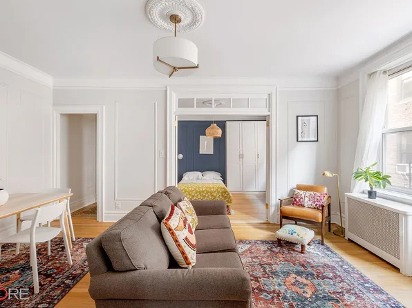 35-20 82nd St APT 34, Jackson Heights, NY 11372
