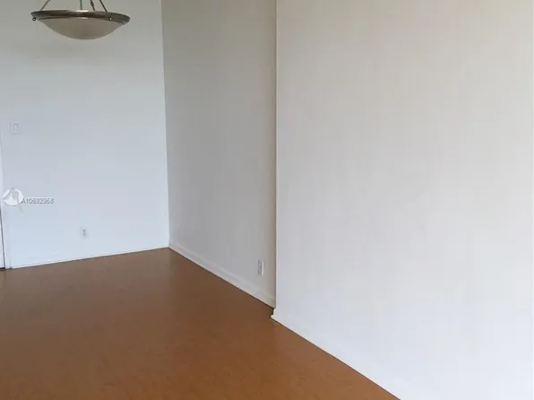 1200 West Ave Penthouse 19, Miami Beach, FL 33139