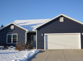 100 Walnut Xing, Walkerton, IN 46574