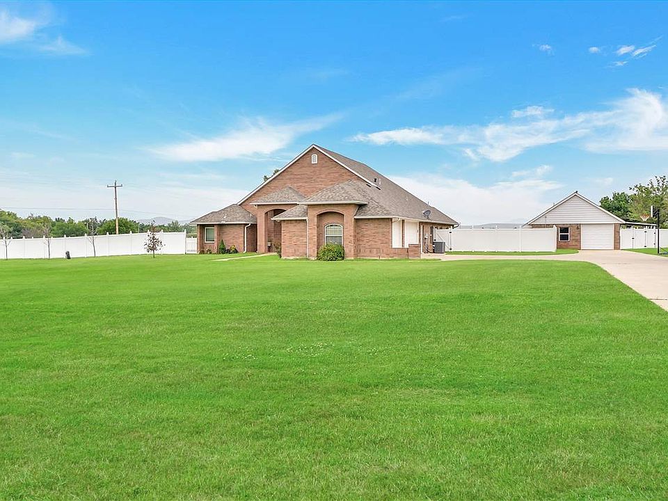 10 NW Pecan Valley Dr, Lawton, OK 73505 Zillow