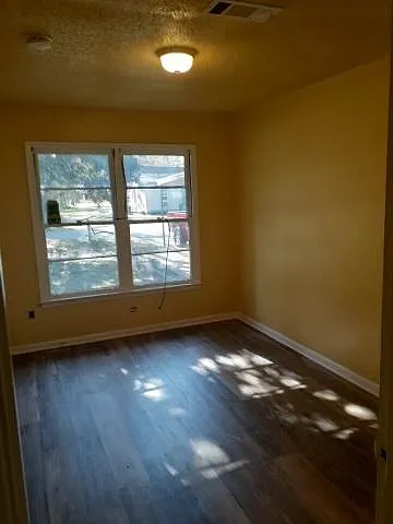 319 Malvern St Photo 1