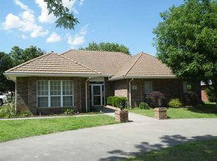 2412 Weycroft, Enid, OK 73703