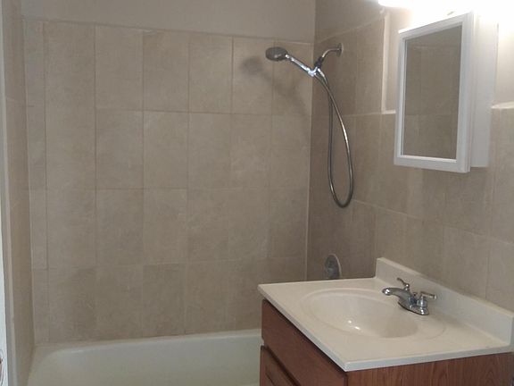 4th image of 4300 W Ford City Dr APT 1102A