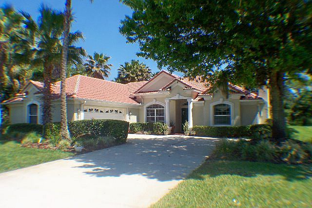 1st image of 1 Lakeside Pl E