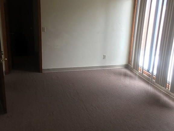 4th image of 484 Pleasant St Suite 2