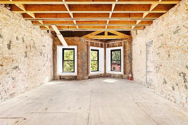 Sold by Compass | media 8