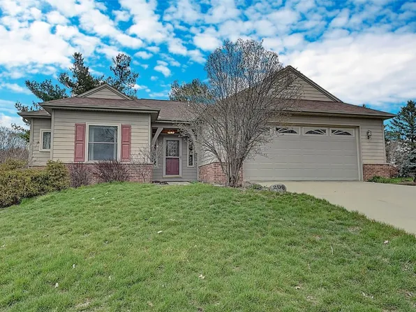 206 Wilson Ct, Anamosa, IA 52205