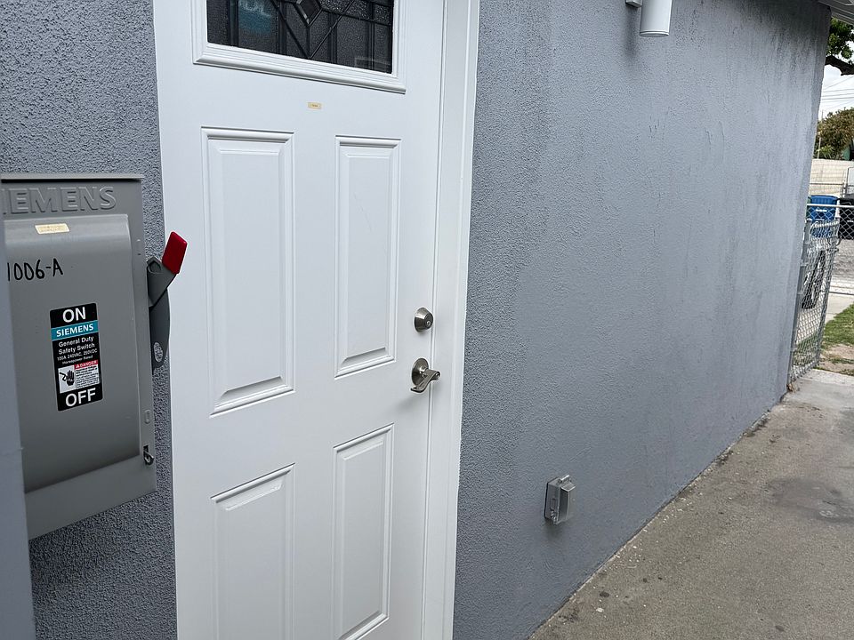 1st image of 1006 W 131st St #A