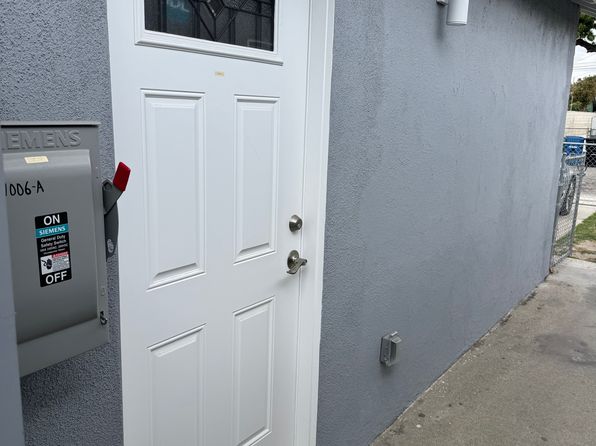 0bd 1ba 208sqft — 1006 W 131st St #A