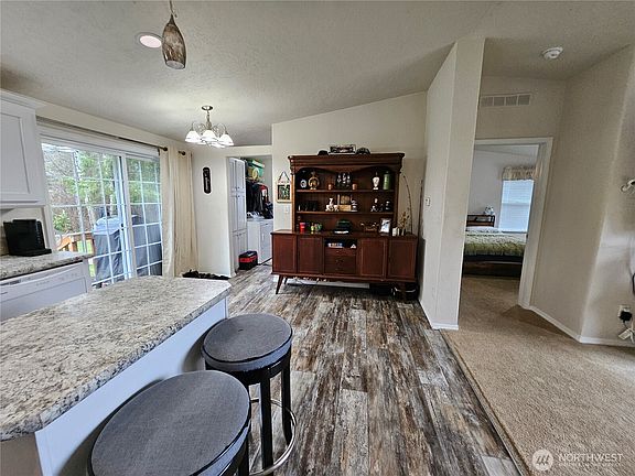 5th image of 30 Foothill Drive