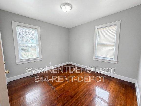 3rd image of 1407 Marshall Ave