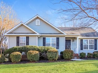 7103 Thornaby Dr, Greensboro, NC 27410