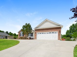 2007 Flay Cecil Rd, Thomasville, NC 27360