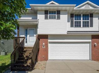 152 Watercress Rd, North Liberty, IA 52317