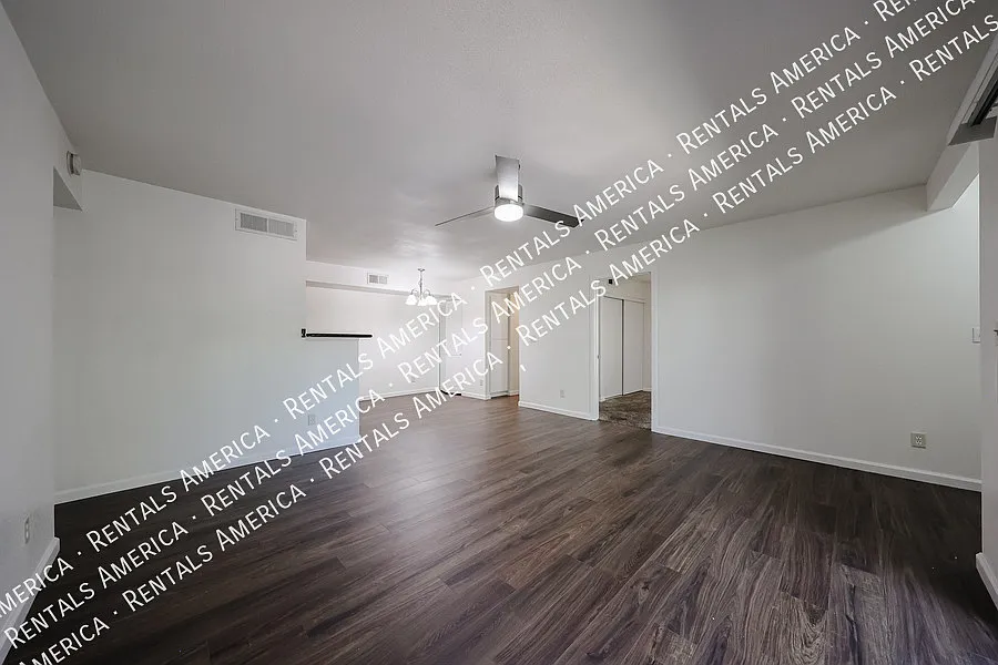 Updated Condo in Maryland Manor — Photo 2