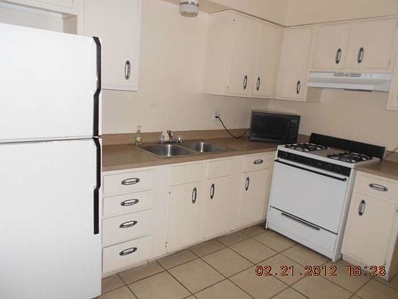 5th image of 3213 Alta Monte Ave NE