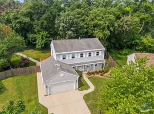125 Canton Ln, Streamwood, IL