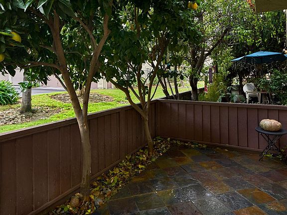 3rd image of 124 Kenbrook Cir