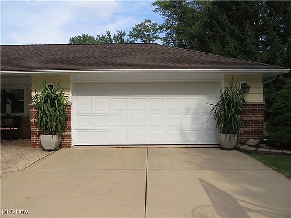 4th image of 10821 Gregory Ln