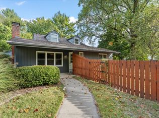 1302 W Clark St, Champaign, IL 61821