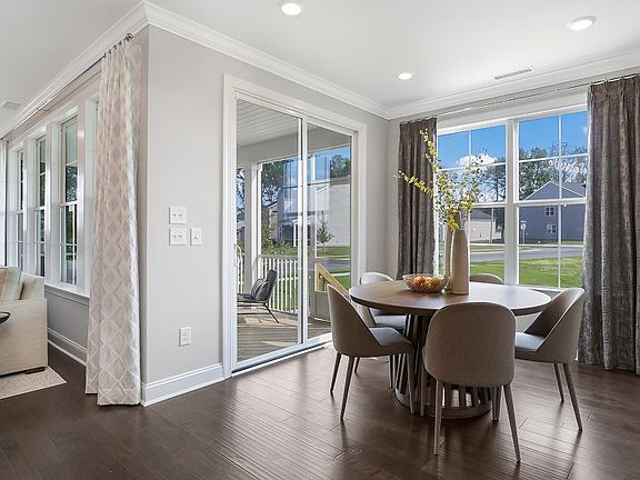 7th image of this home